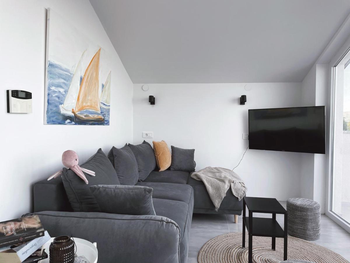 Apartment Seagreen Retreat Peruški Εξωτερικό φωτογραφία