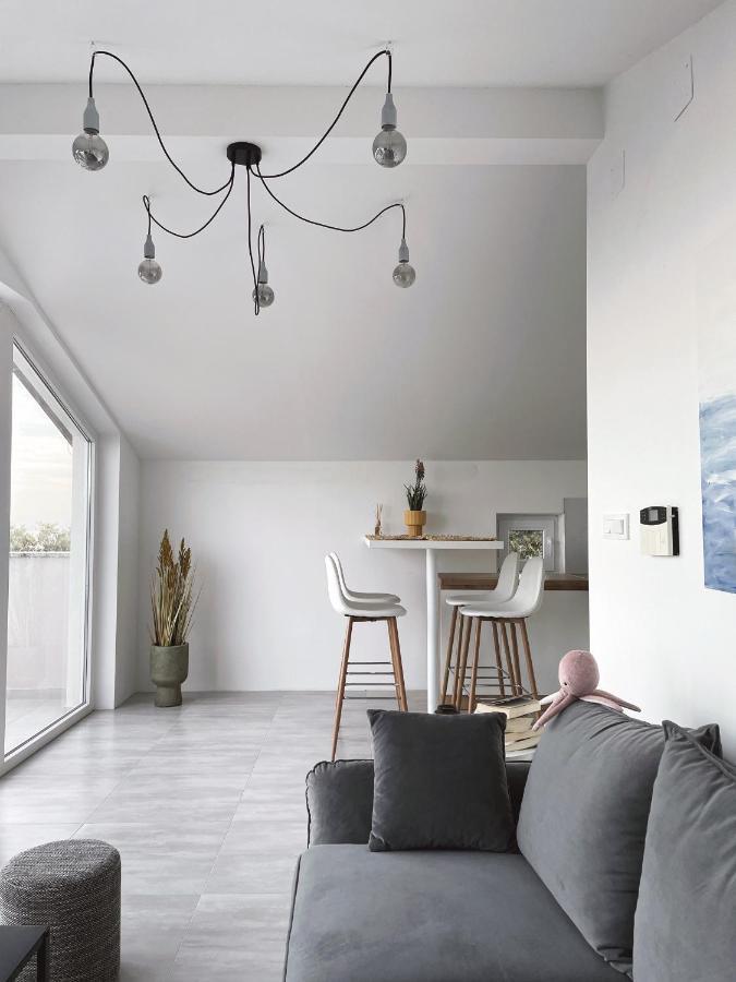 Apartment Seagreen Retreat Peruški Εξωτερικό φωτογραφία